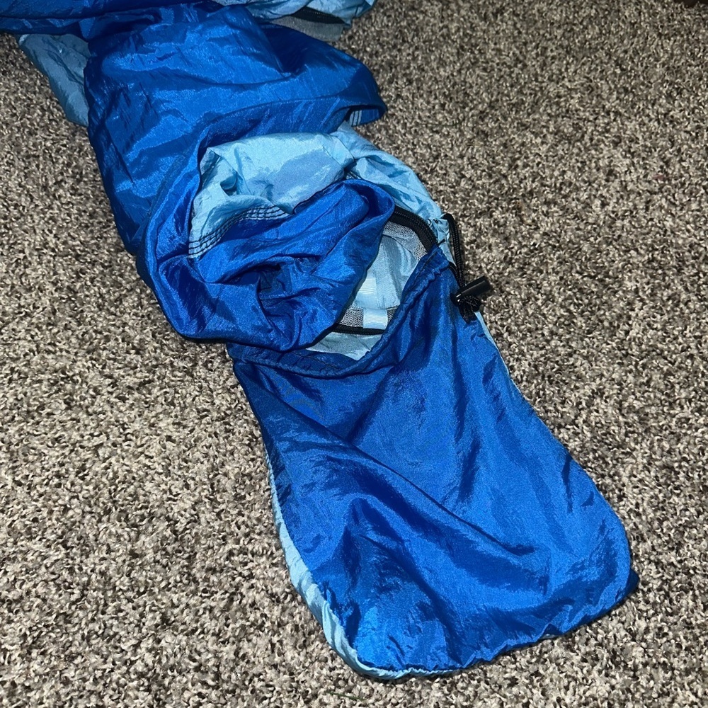 Blue Two-Tone Hammock with net - Picture 5 of 7